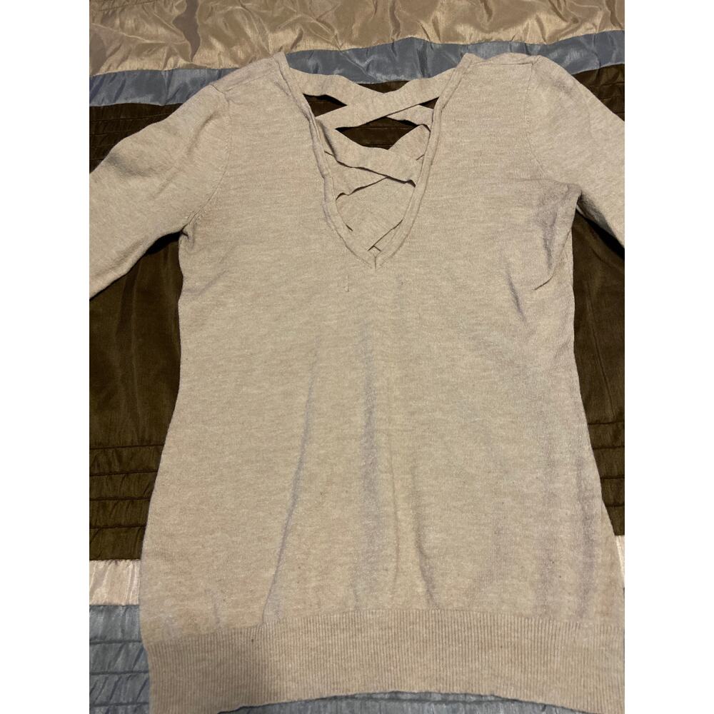 Love Ellie cream lace back sweater top Size XS